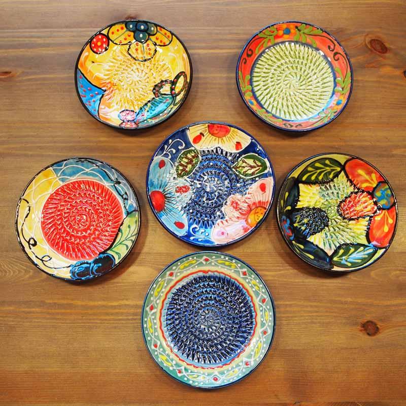 Handbemalte Knoblauchreibe aus Spanien B-Ware Handbemalte Knoblauchreibe aus Spanien B-Ware