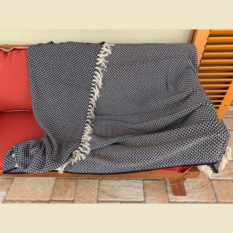 Portugiesische Baumwolldecke Schwalbenmuster schwarz Portugiesische Baumwolldecke Schwalbenmuster schwarz