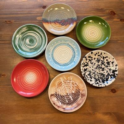 Handgefertigte Keramikreibe aus Spanien